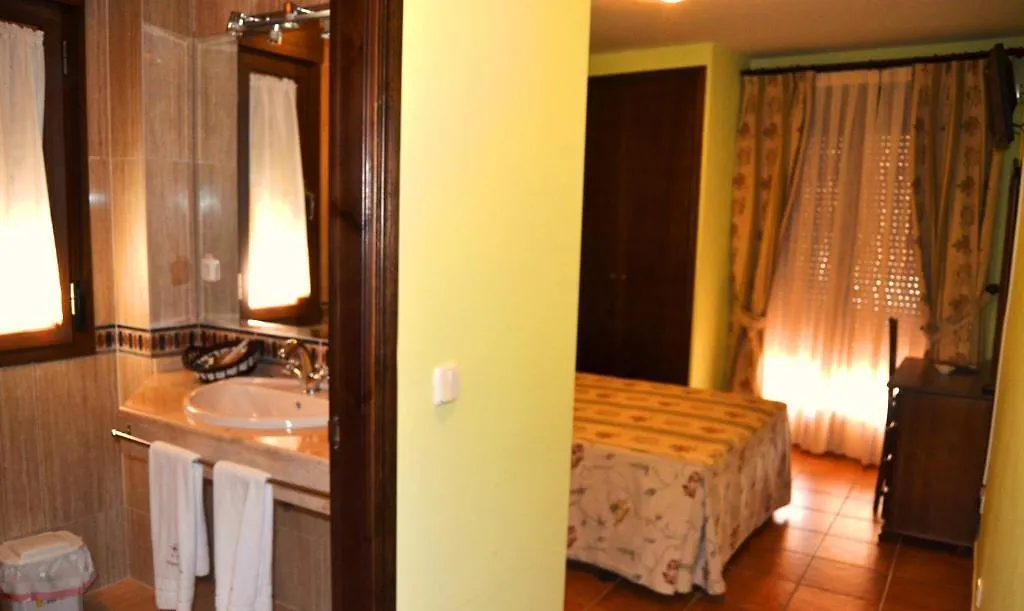 Hospederia De Antonia Hotel Ajalvir Guest house